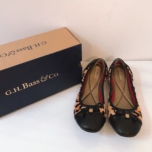 G.H. Bass & Co Leopard Pattern Leather Flats